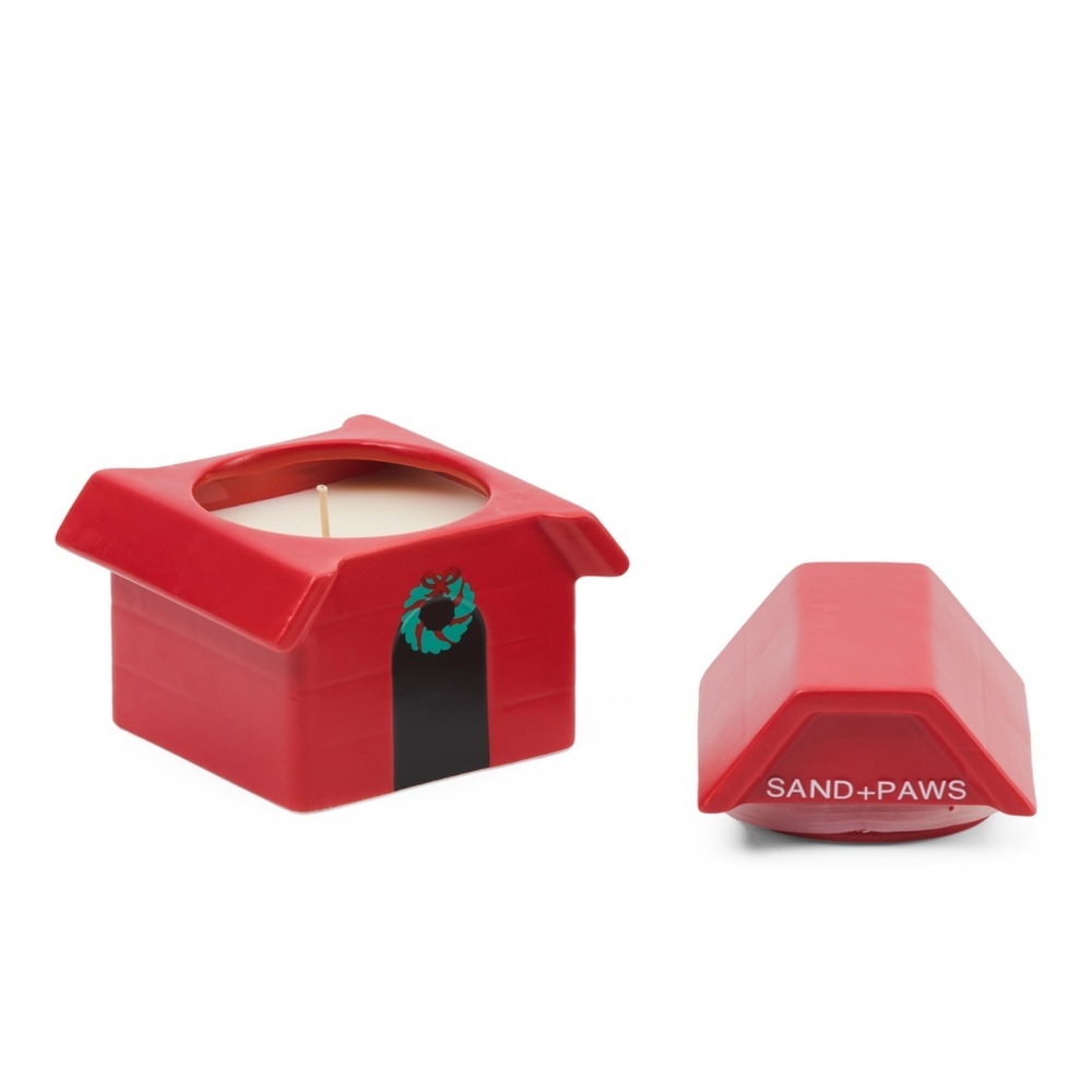 New Sand & Paws 14 oz Red Cinnamon Noel Dog House Scented Candle